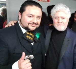 Enrique Mendoza y Pedro Almodóvar