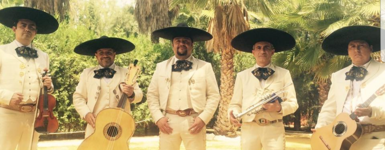 Mariachi Mezcal Traje Blanco